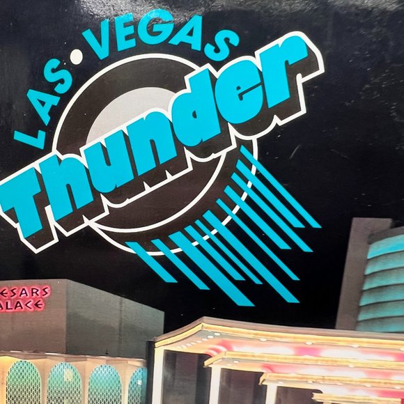 Vintage Las Vegas Thunder IHL Hockey Inaugural 1993 - 1994 Official Year Book - Picture 6 of 6